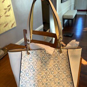 NWT Calvin Klein Renya Two-Toned Handle Tote/Shoulder Bag.